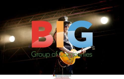 Slash Performs at Getaway Festival