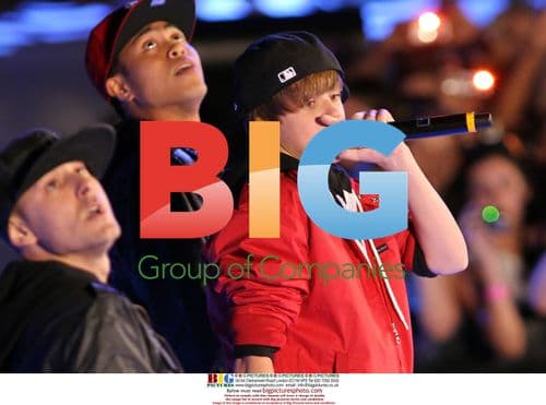 Justin Bieber Performs at 2010 MMVA