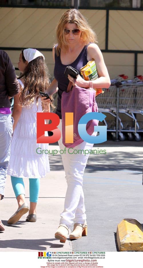 Ellen Pompoe buys dog food