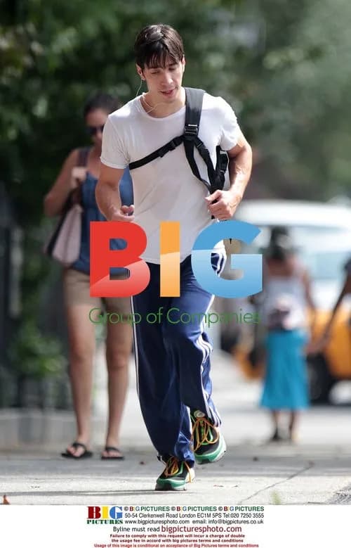 Justin Long Jogging in NYC