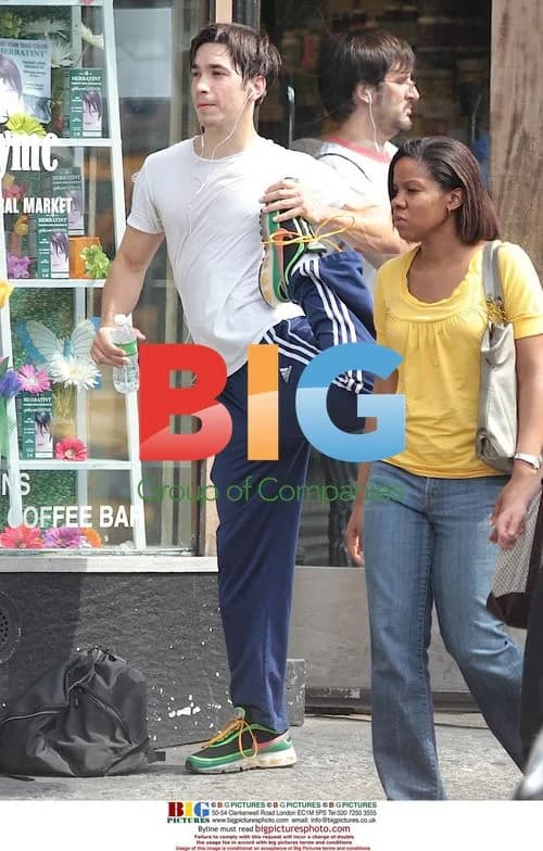 Justin Long Jogging in NYC