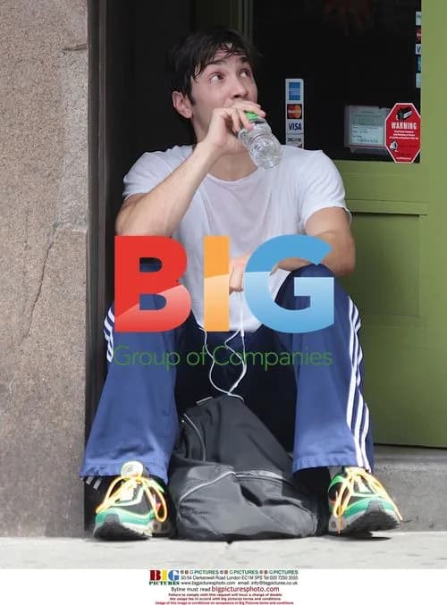 Justin Long Jogging in Soho