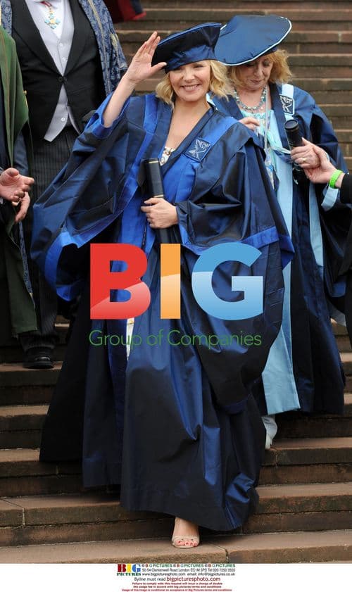 Kim Cattrall receives honorary degree in Liverpool
