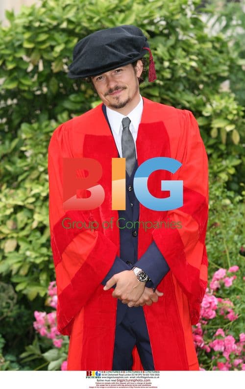 Orlando Bloom, Miranda Kerr, David Suchet at Kent Degree Ceremony