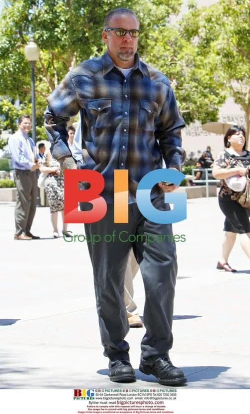 Jesse James Leaving Court in California