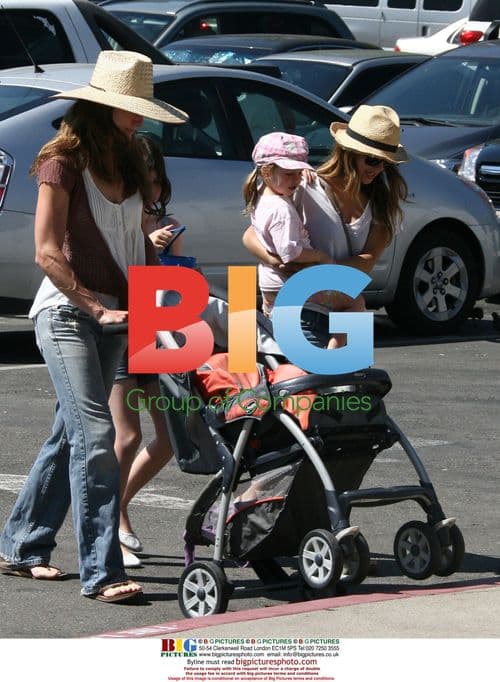 Rachel Bilson Family Trip to LA Zoo
