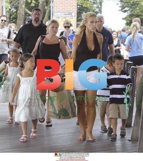 Kate Gosselin and Kids Take NYC Sightseeing Trip