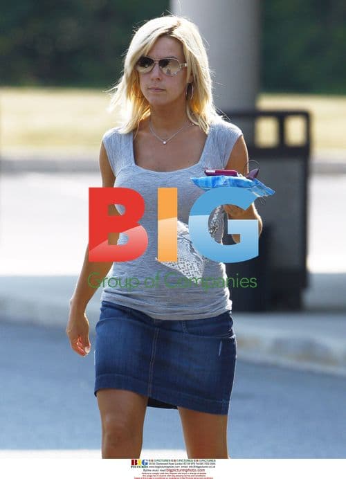 Kate Gosselin Tanning in Pennsylvania