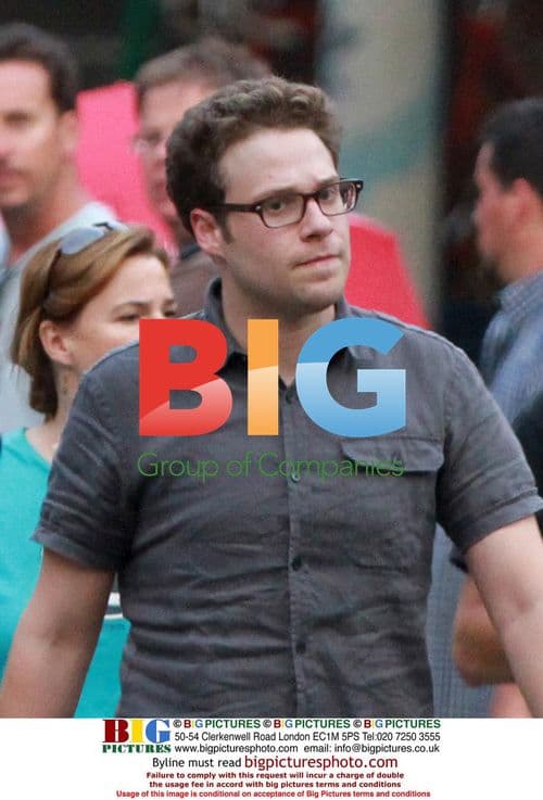 Seth Rogen and Michelle Williams on Set of 'Take This Waltz'