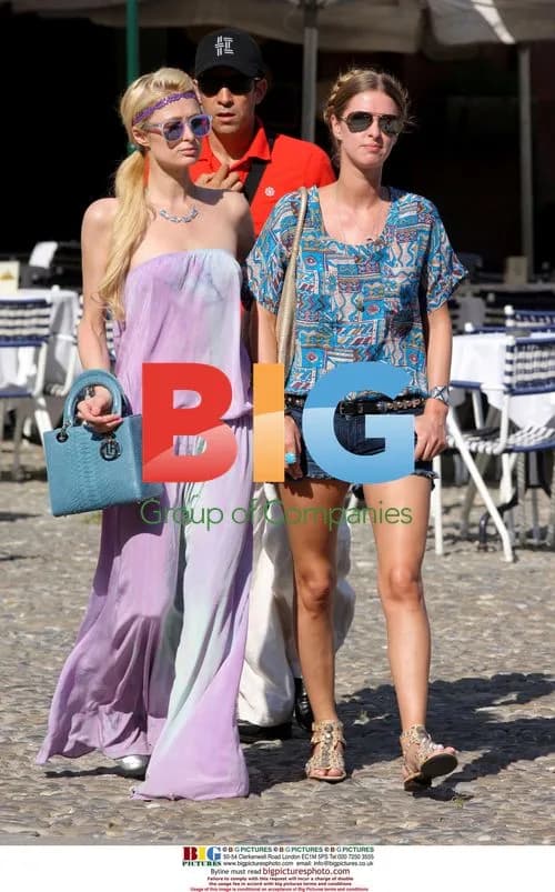Paris Hilton Shops with Sister Nicky in Portofino