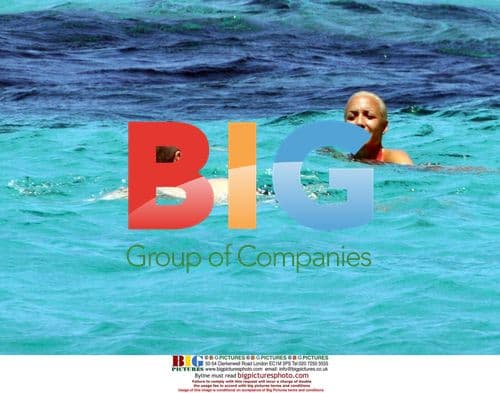 Andres Iniesta on Holiday with Girlfriend in Italy