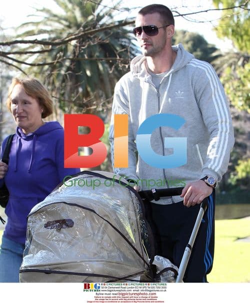 Kris Smith with parents and baby Ethan