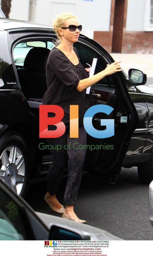 Naomi Watts Arriving at Hollywood Studio