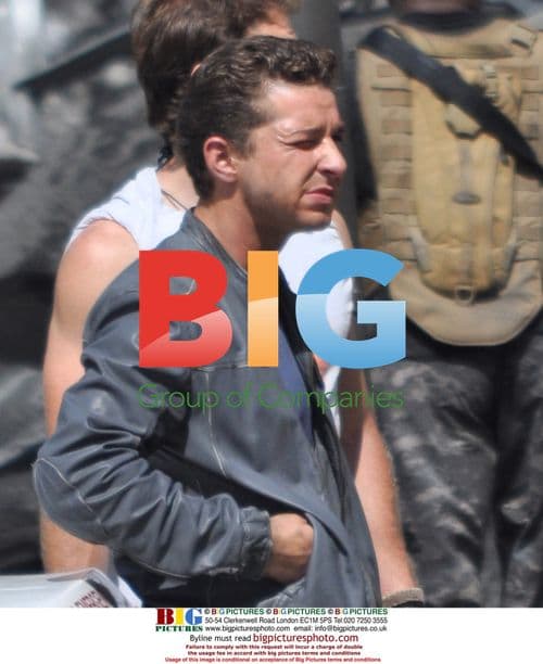 Shia LaBeouf on Transformers 3 set