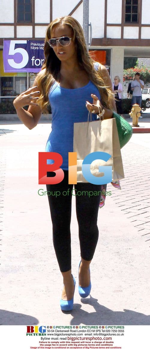 Mel B Shopping with Friend