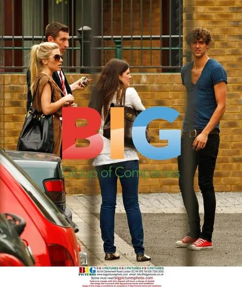 Mollie King house hunting in Richmond