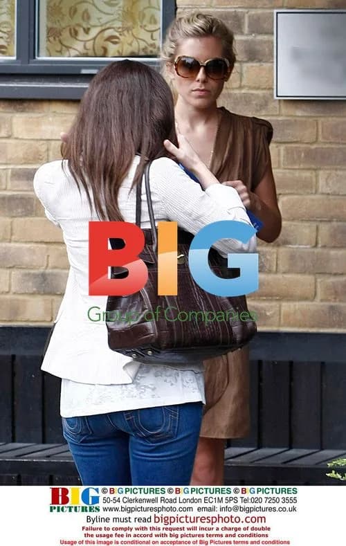 Mollie King house hunting in Richmond