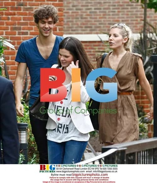 Mollie King House Hunting in Richmond