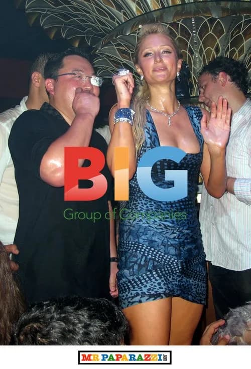 Paris Hilton and Boyfriend in Champagne Showdown