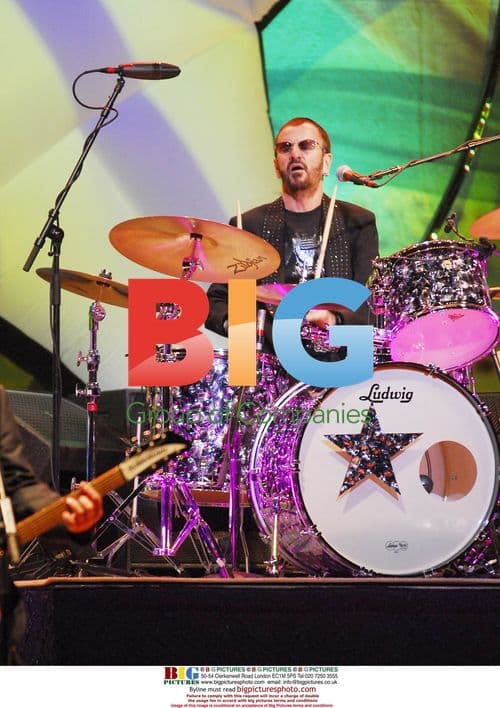 Ringo Starr Performs with All Starr Band