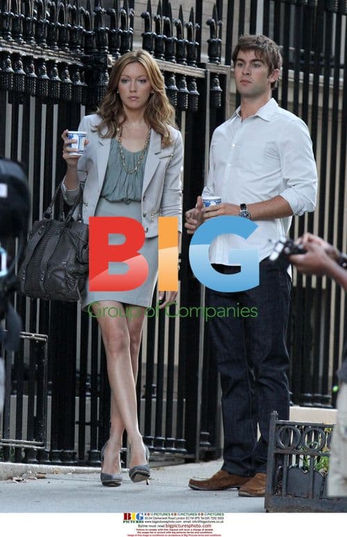 Chace Crawford and Katie Cassidy on 'Gossip Girl' Set