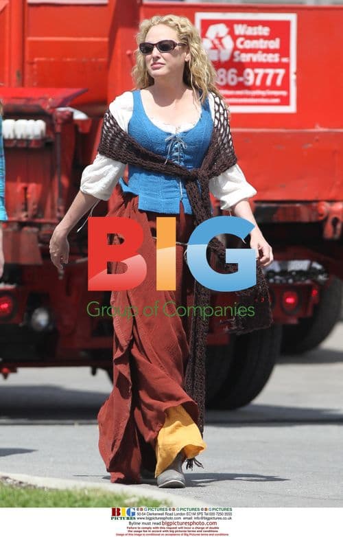 Amanda Seyfried and cast of 'Red Riding Hood'