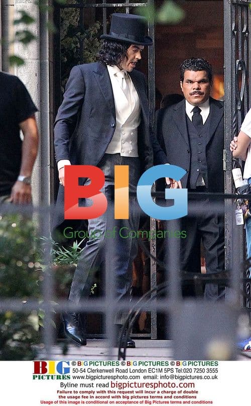Russell Brand and Luis Guzman on 'Arthur' set