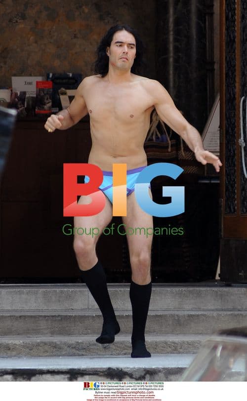 Russell Brand on 'Arthur' set in NYC