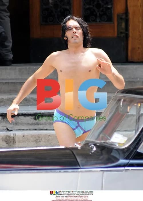 Russell Brand Filming 'Arthur' in NYC