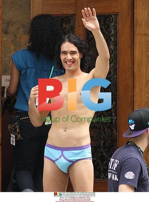 Russell Brand Filming 'Arthur' in NYC
