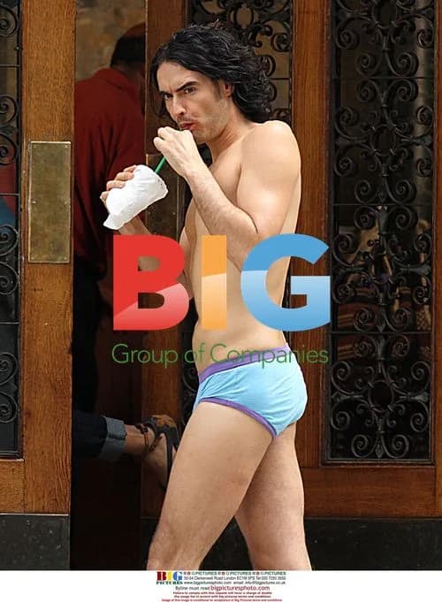Russell Brand Filming 'Arthur' in NYC