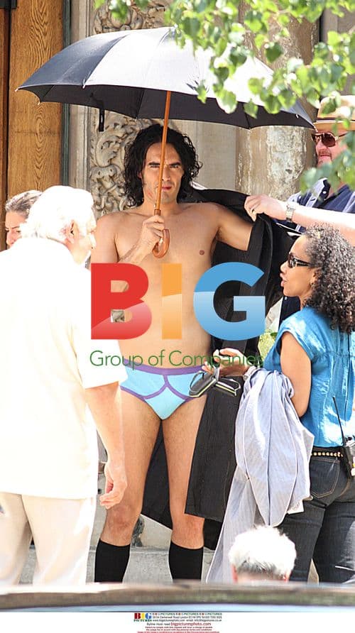 Russell Brand filming 'Arthur' in New York