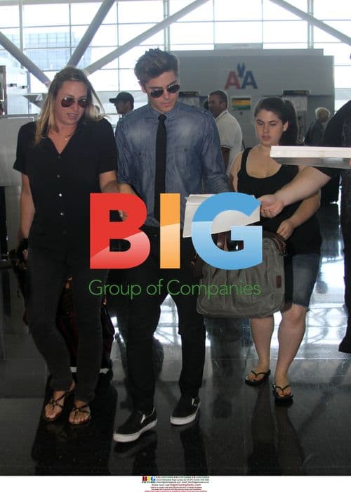 Zac Efron at JFK Airport