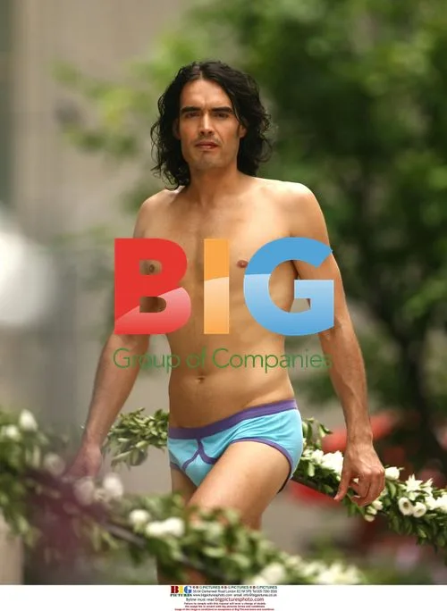 Russell Brand filming \"Arthur\" in NYC