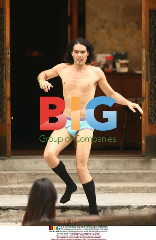 Russell Brand Filming 'Arthur' in NY