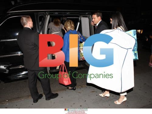 Hillary Clinton Seen Leaving Chelsea\'s Apartment