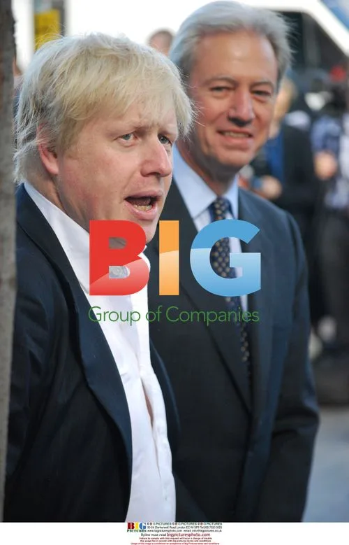 Boris Johnson Tries Bike Hire Scheme