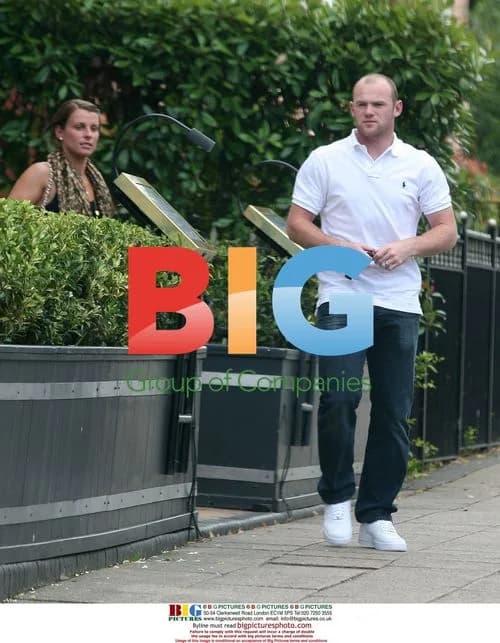 Coleen and Wayne Rooney Leaving Restaurant
