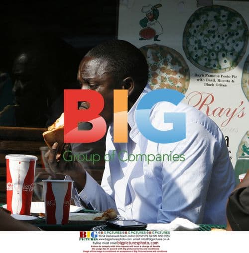 Akon Eating Pizza in NYC