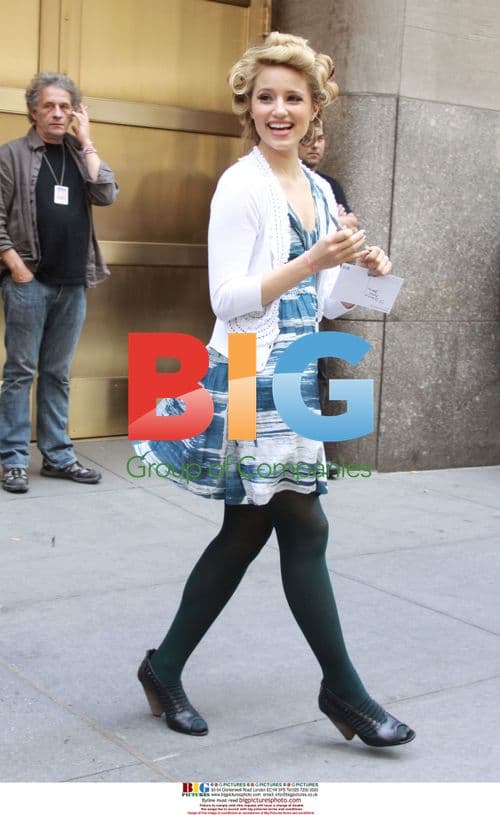 Dianna Agron meets Glee fans backstage