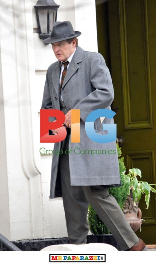 Robert Bathurst and Hattie Jacques on Set