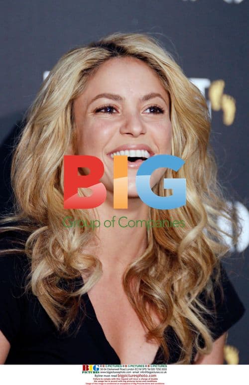 Shakira Attends Mango Photocall in Madrid