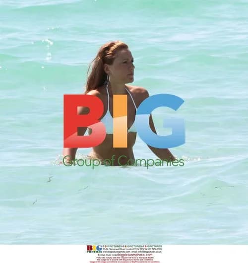 Michael Ballack\'s Wife Simone Lambe on Miami Beach