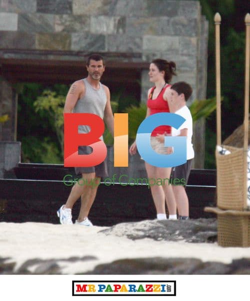 Roy Keane plays ball games on beach in Mauritius