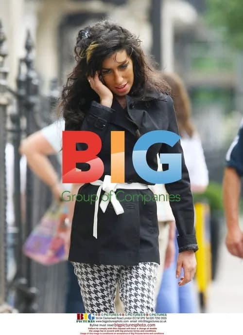Amy Winehouse on Shopping Trip