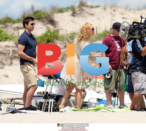 Kate Hudson and Colin Egglesfield on Movie Set