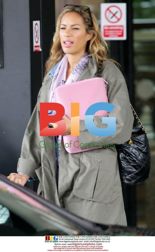 Leona Lewis Leaving Hotel for Concert