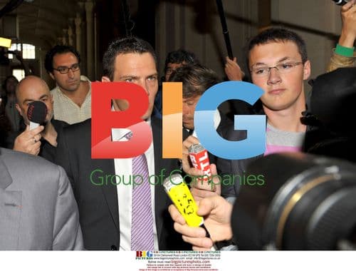 Former trader Jerome Kerviel arrives for trial