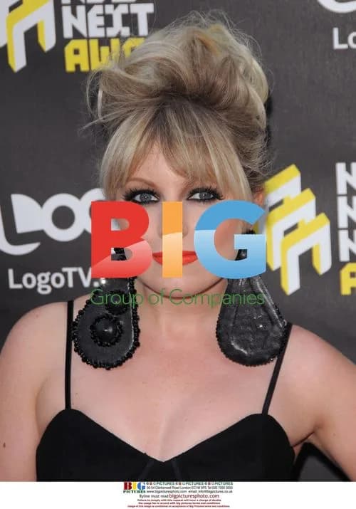 Little Boots at 2010 NewNowNext Awards in LA