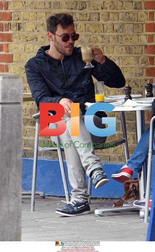 Will Young gets coffee with assistant